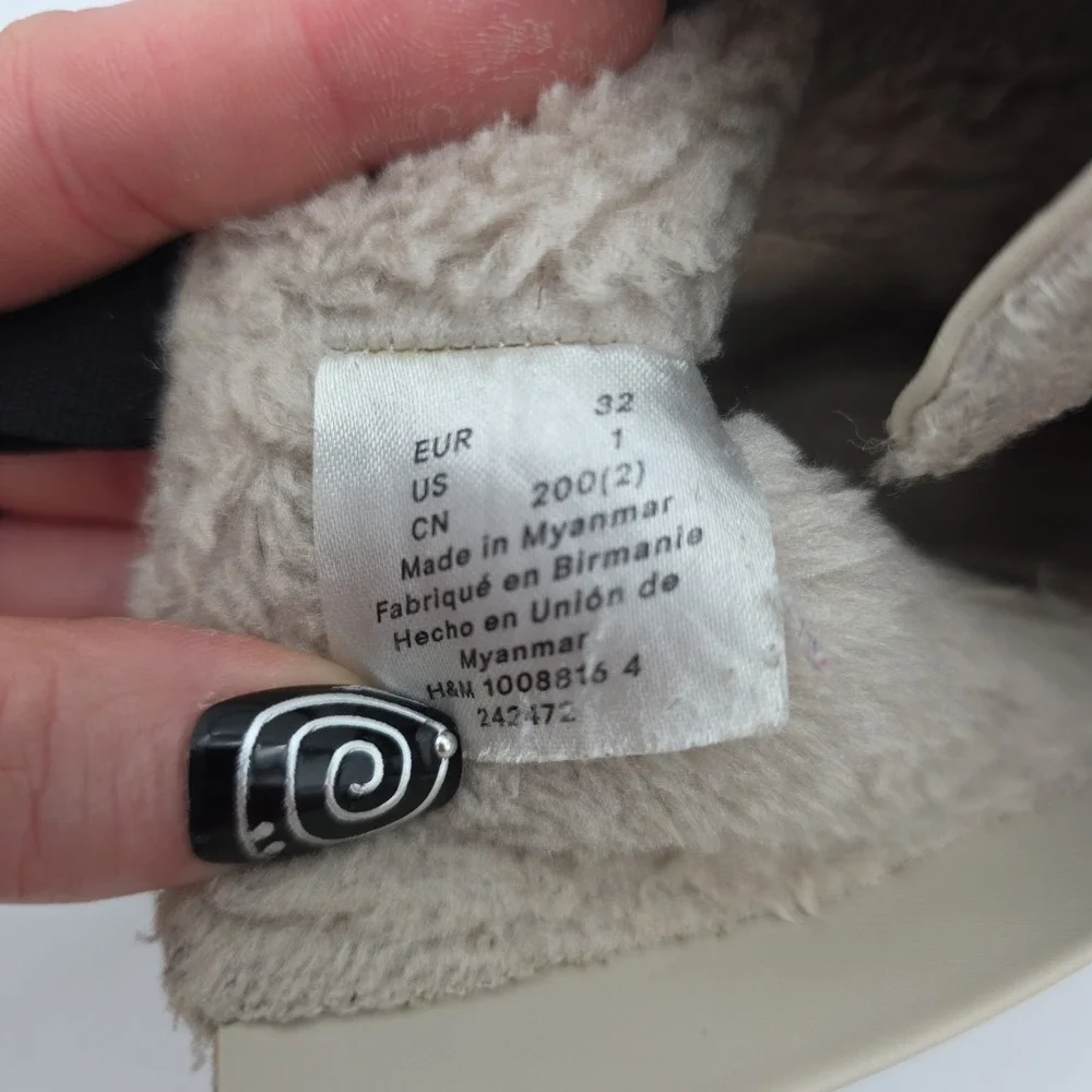 H&M Girls Warm Fur Lined Boots - Size 1, Cream Color, Chunky, Lace-up